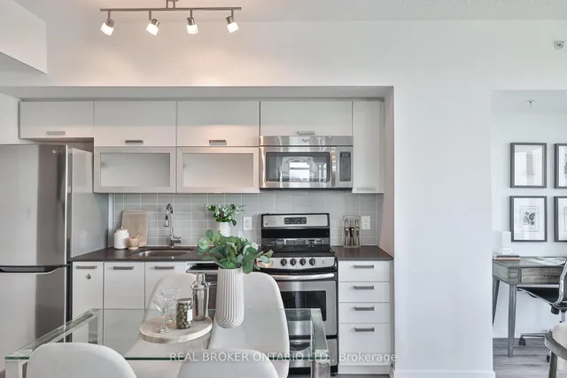 Additional image 11 of 68 Abell St Unit 1129