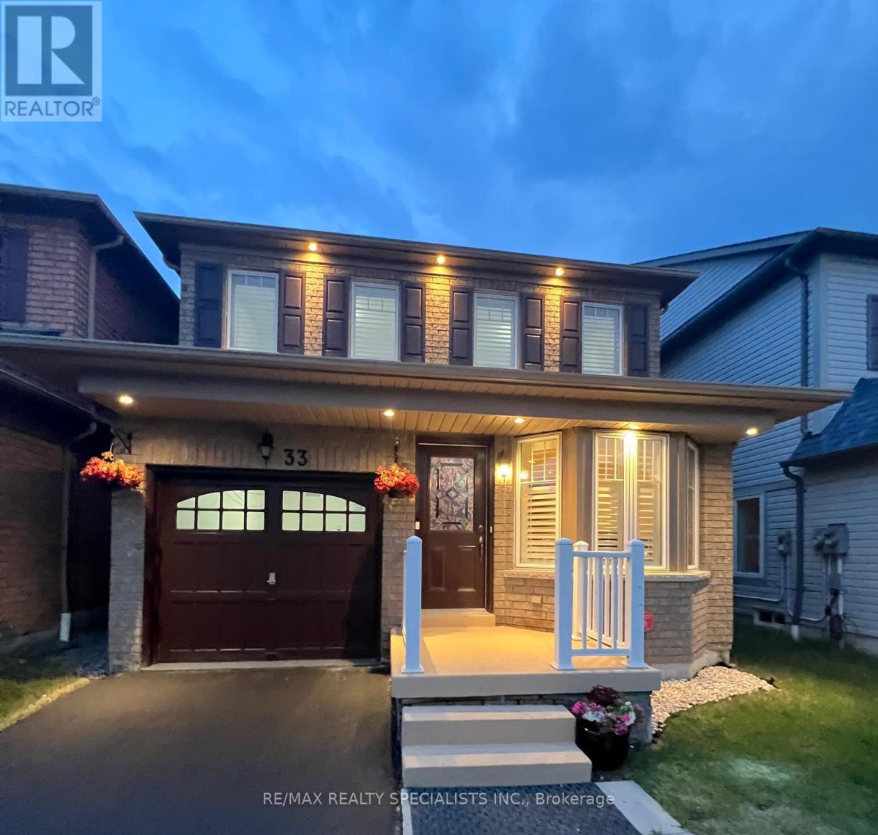 33 DONLEVY CRESCENT|Whitby (Taunton North), Ontario L1R0B9