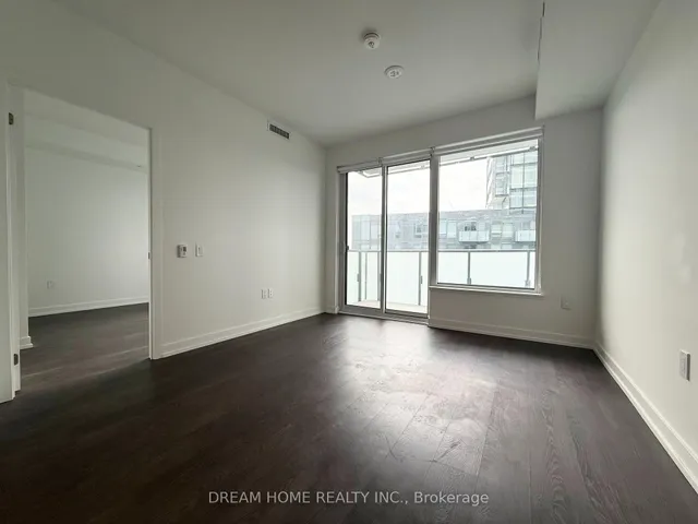 房产图片 4 - 7 Golden Lion Hts 单元 N1006