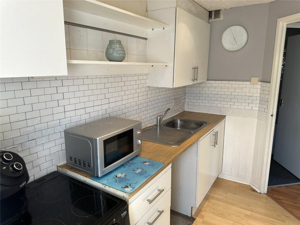 Additional image 7 of Birchtrees Drive, Birmingham, West Midlands, B33