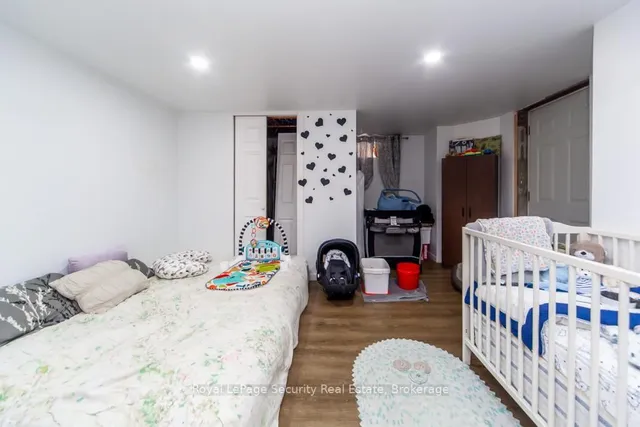 Additional image 22 of 44 Woodgate Dr