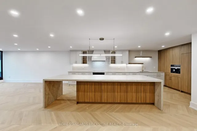 Additional image 7 of 110 Bloor St Unit 1009