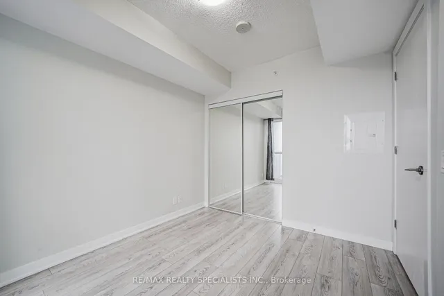 房产图片 18 - 多伦多湖滨大道2220号601单元