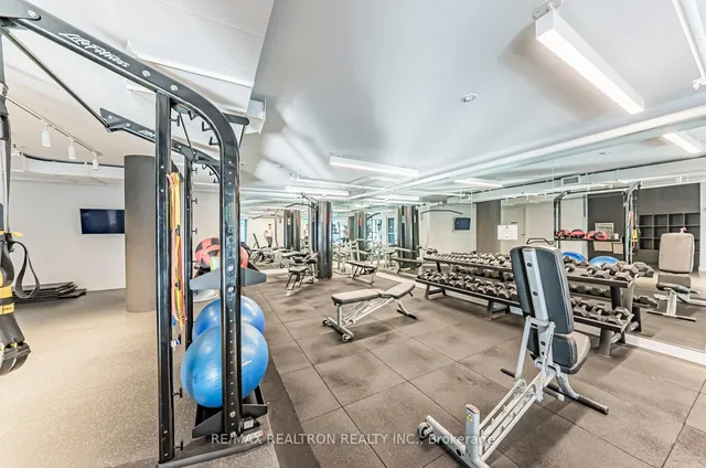 Additional image 40 of 203 College St Unit 2105