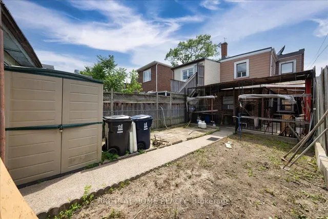 Additional image 43 of 449 Roxton Rd