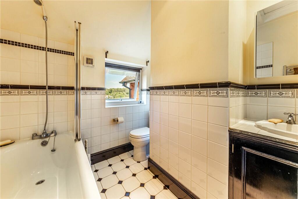 Additional image 14 of Danesbury Cottages, Danesbury Park Road, Welwyn, AL6