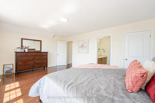 Additional image 29 of 49 Scotchmere Cres