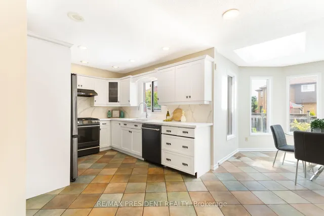 Additional image 19 of 14 Halldorson Tr