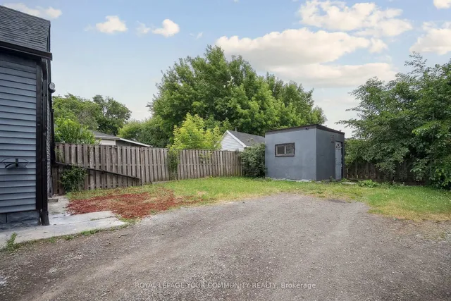 房产图片 32 - 8 Merchison Ave