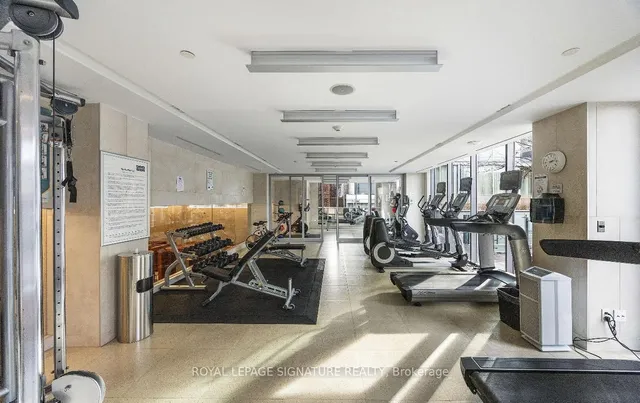 Additional image 43 of 170 Avenue Rd Unit 810