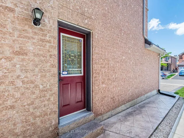 Additional image 50 of 38 Bottlebrush Dr