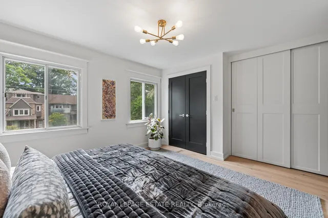 Additional image 31 of 160 Silver Birch Ave