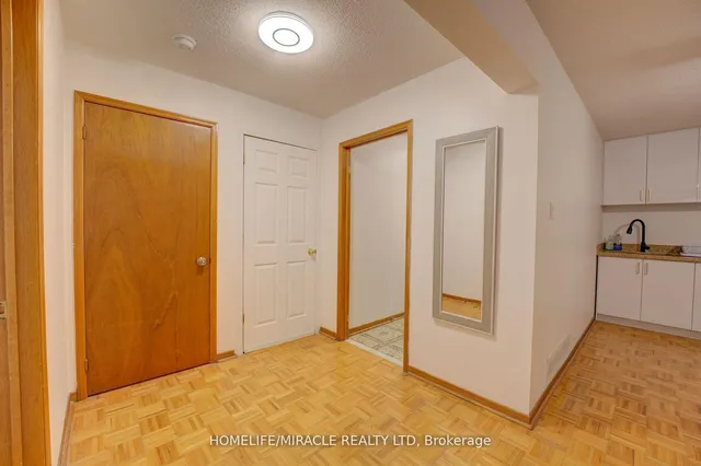 Additional image 11 of 71 Kingsview Blvd