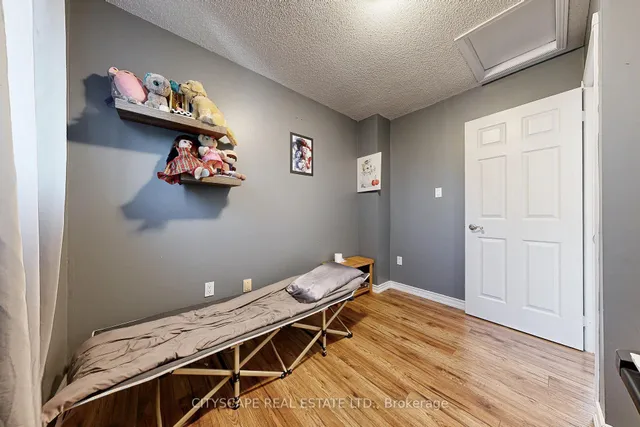 Additional image 21 of 35 Letty Ave