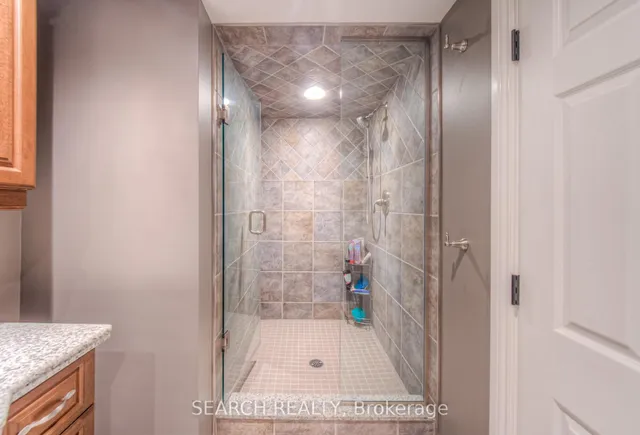 Additional image 32 of 3 Kenwood Cres