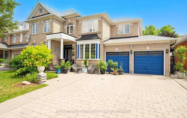 1004 McCutcheon Cres