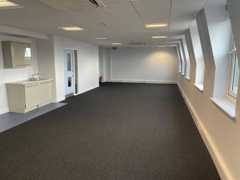 Additional image 8 of St. Peters House, 2 Bricket Road, St. Albans, Hertfordshire