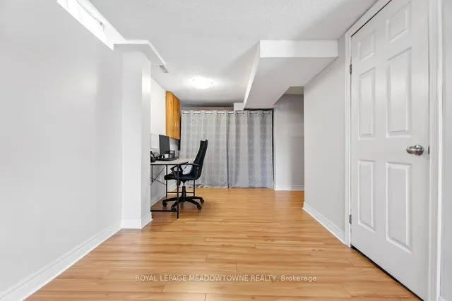 Additional image 31 of 3 Lyton Cres