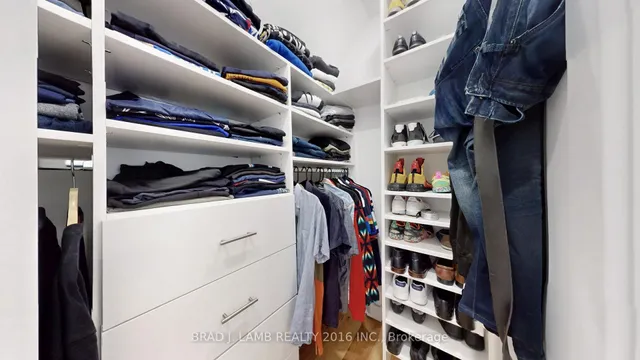 Additional image 29 of 4 Manchester Ave