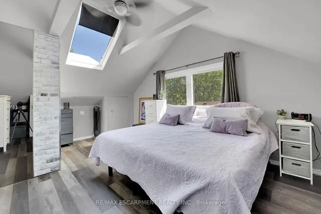 Additional image 18 of 88 Julian Ave