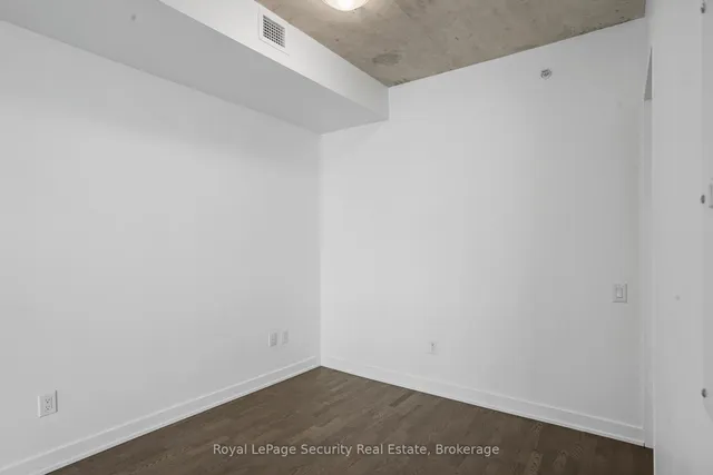 Additional image 12 of 629 King St Unit 320
