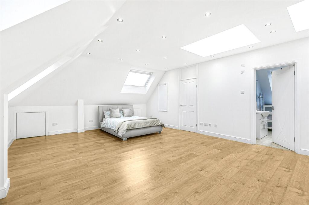 Additional image 16 of Pine Grove, Brookmans Park, Hertfordshire, AL9