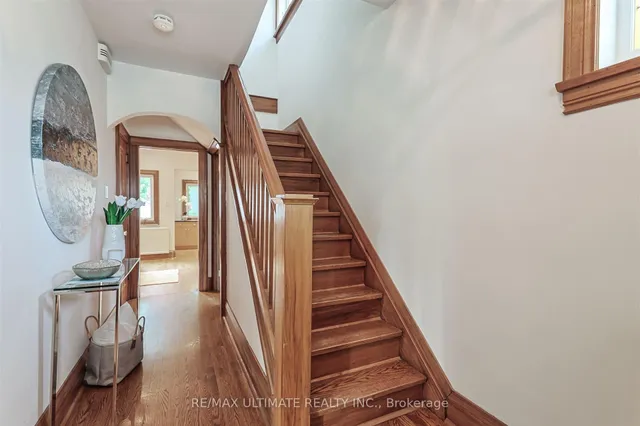 Additional image 3 of 20 Woburn Ave