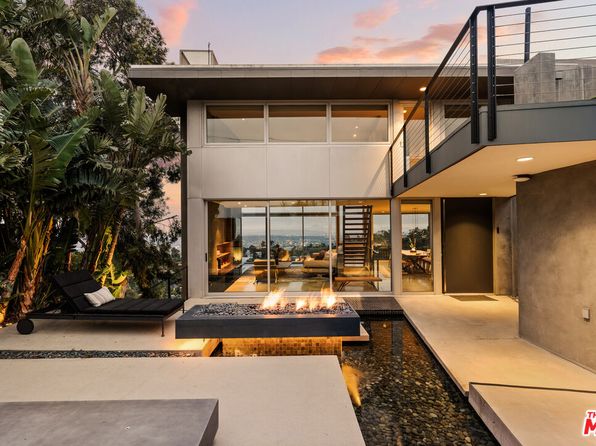 8300 Rugby Pl, Los Angeles, CA 90046