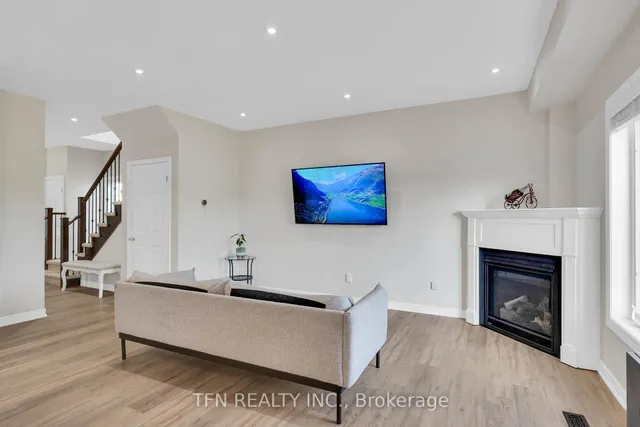 Additional image 10 of 73 Medici Lane Unit 5