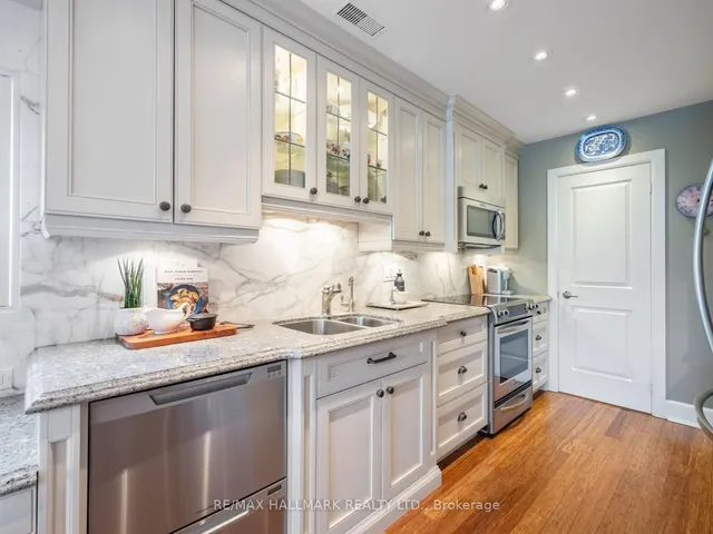 Additional image 12 of 2012 Queen St Unit 306