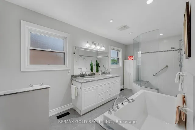 Additional image 25 of 17 Madrid Cres