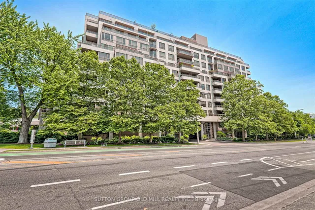 2662 Bloor St Unit 209