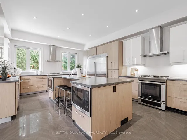 Additional image 20 of 11 Frontenac Ave