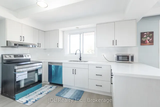 Additional image 10 of 121 Delmar Dr