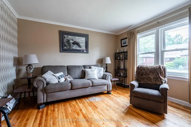 房产图片 8 - 209 东13街