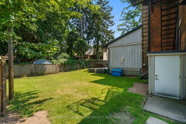 Additional image 44 of 275 Cumberland Ave
