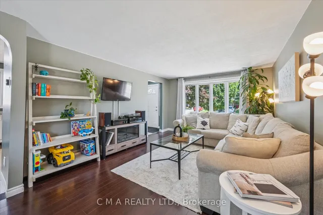 Additional image 4 of 61 Rolling Meadows Dr