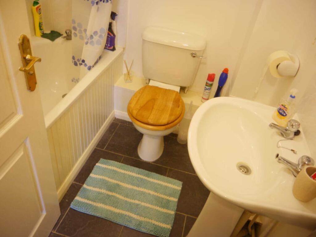 Additional image 4 of Walsingham Close, Hatfield