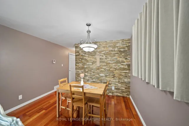 Additional image 11 of 40 Queenslea Dr