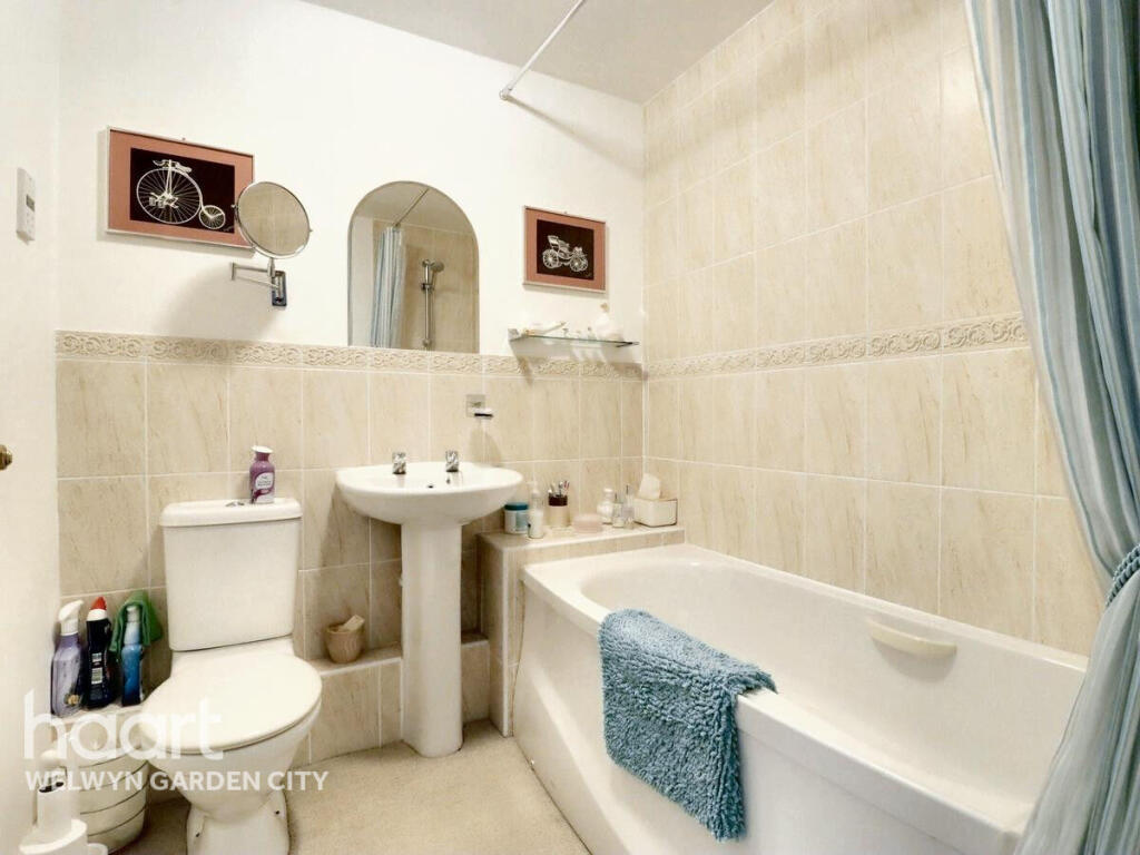 Additional image 14 of Sir John Newsom Way, Welwyn Garden City