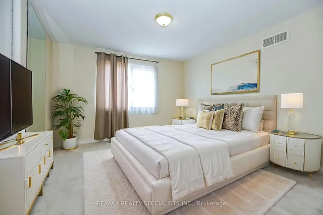 Additional image 32 of 50 Lilly Cres