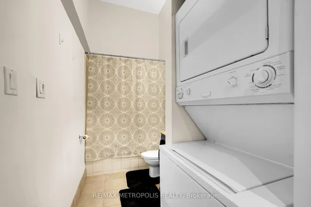 Additional image 21 of 276 King St Unit 207