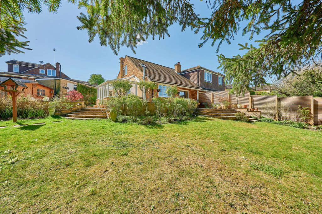 Additional image 22 of Wick Avenue, Wheathampstead, St. Albans, Hertfordshire, AL4