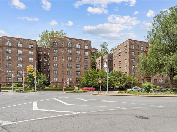 3017 Riverdale Ave APT 2G, Bronx, NY 10463