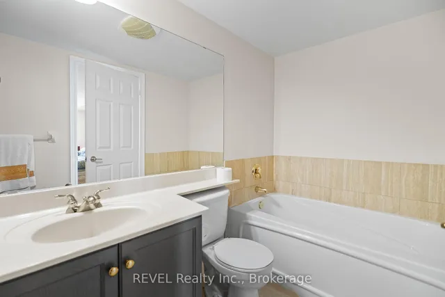 Additional image 23 of 442 Maple Ave Unit 905