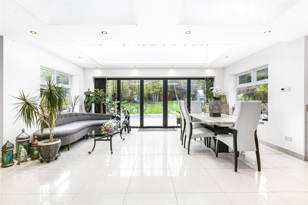 Additional image 4 of Pine Grove, Brookmans Park, Hertfordshire, AL9