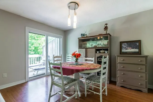 Additional image 11 of 109 Wilson St Unit 14