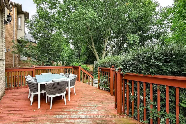 Additional image 48 of 133 Norton Ave