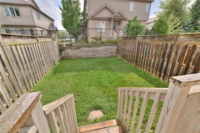 Additional image 32 of 521 Windflower Cres
