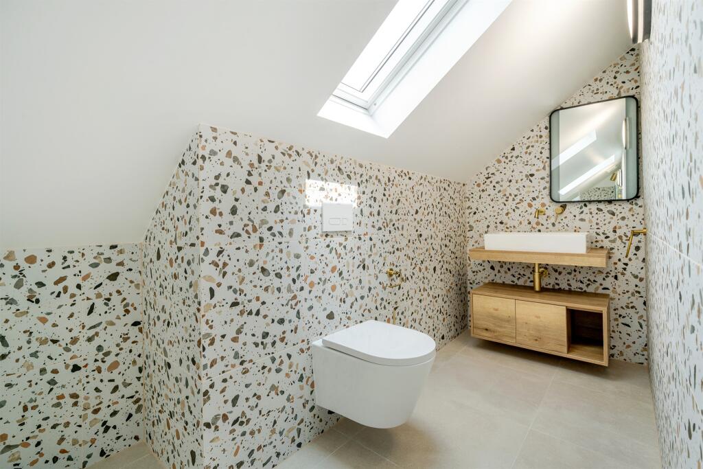 Additional image 10 of Mount Pleasant Lane, Bricket Wood, St. Albans